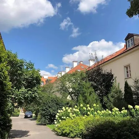 Charming Flat In The Old Town *